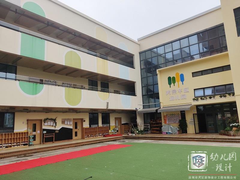 性價比最高大型玩具安裝，戶外玩具施工現(xiàn)場（鴻景華庭幼兒園）