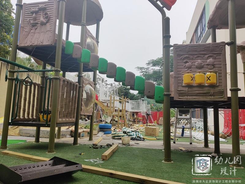 性價比最高大型玩具安裝，戶外玩具施工現(xiàn)場（鴻景華庭幼兒園）