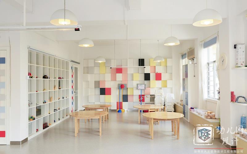 深圳幼兒園裝修要如何布置室內(nèi)掛飾品？