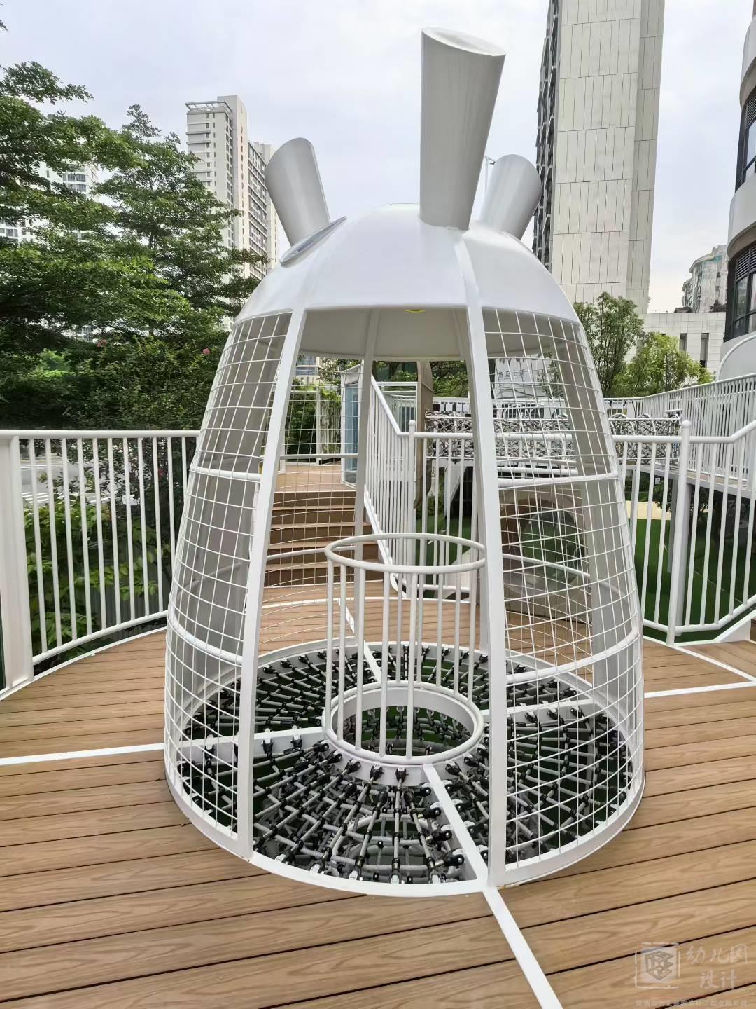 深圳市龍崗區(qū)臻城幼兒園（戶外玩具實景圖）