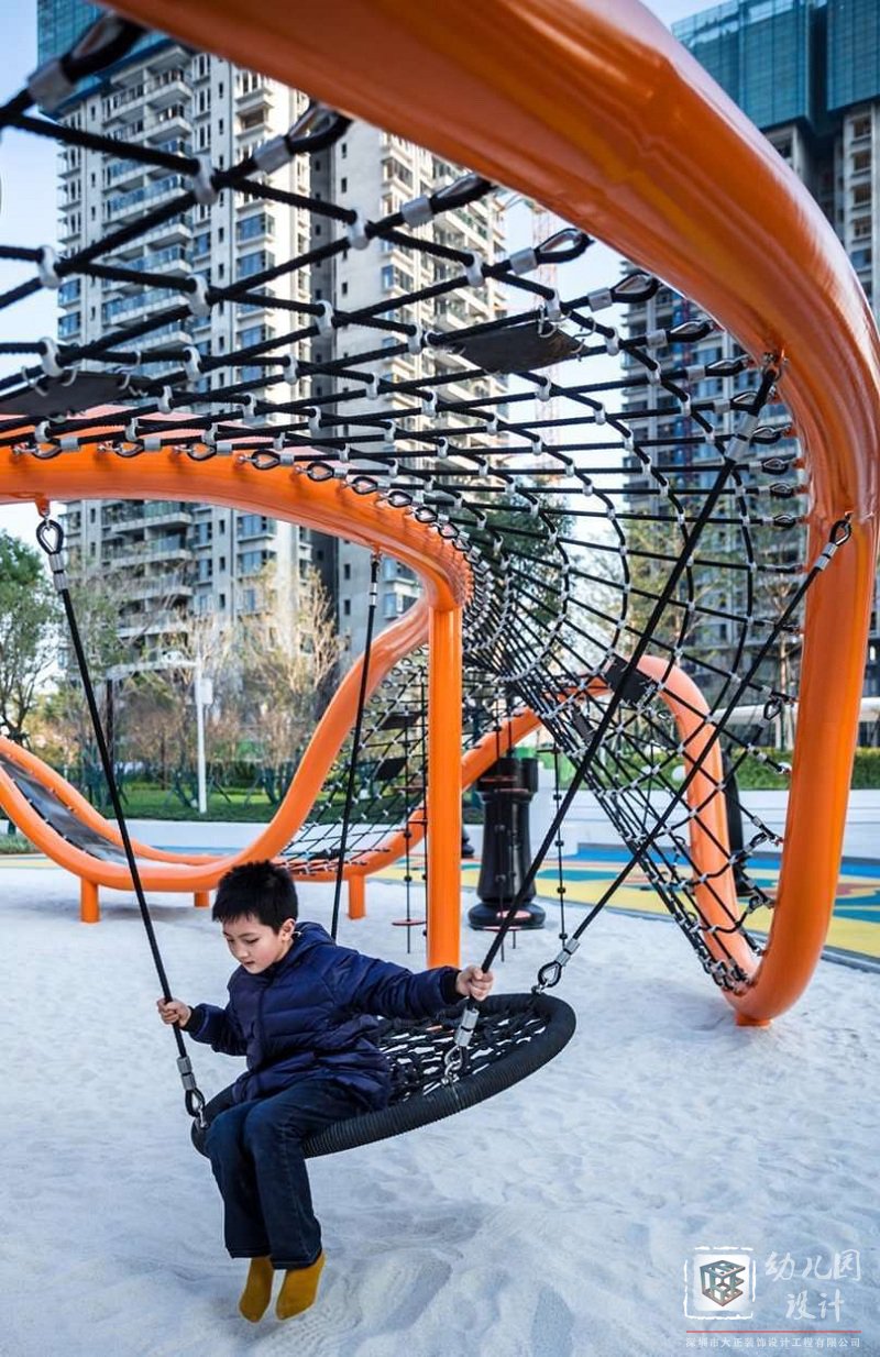 大型幼兒園玩具、游樂設(shè)施