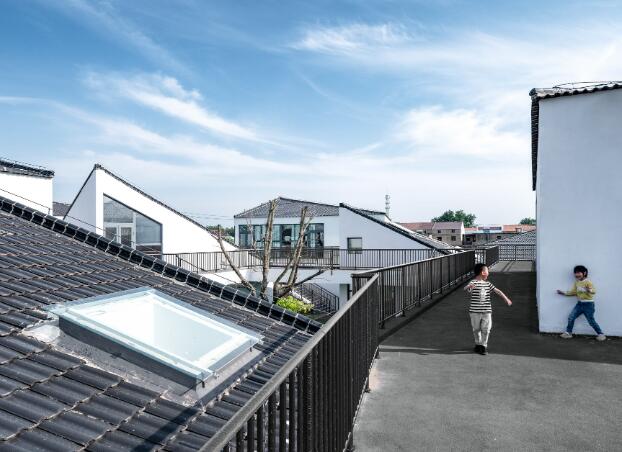 這家農(nóng)村的幼兒園居然能設(shè)計成這樣?